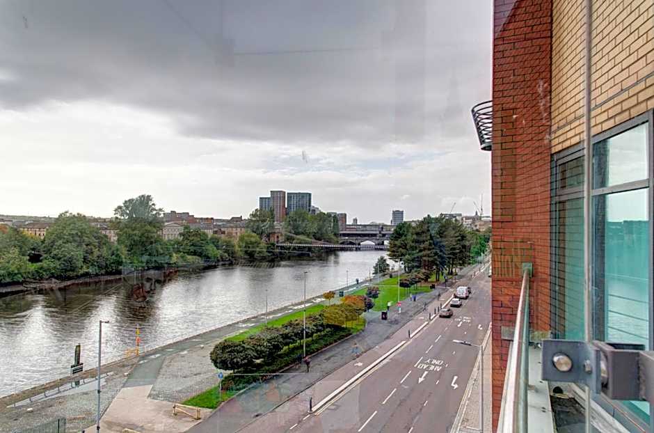 Holiday Inn Express - Glasgow - City Ctr Riverside By IHG