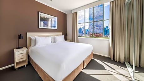 Two-Bedroom Two-Bathroom Apartment with City Skyline View - No Housekeeping