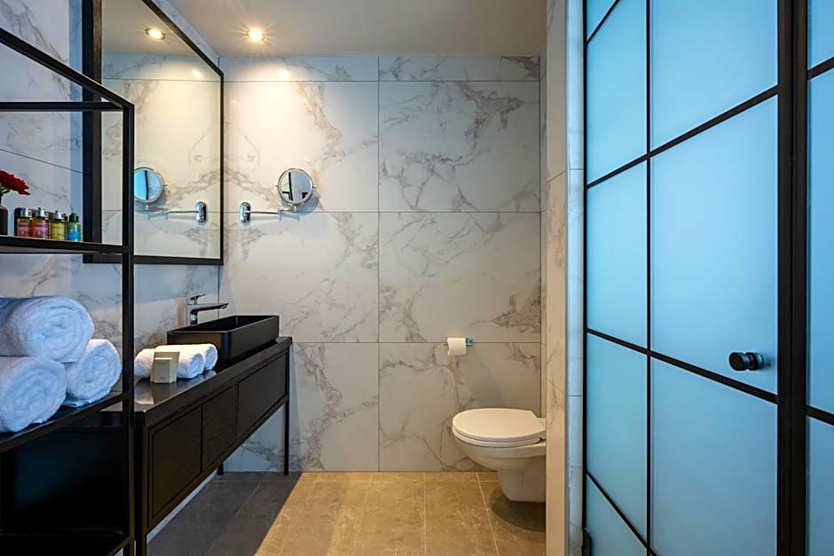 Hotel Botanica- Limited Edition By Fattal