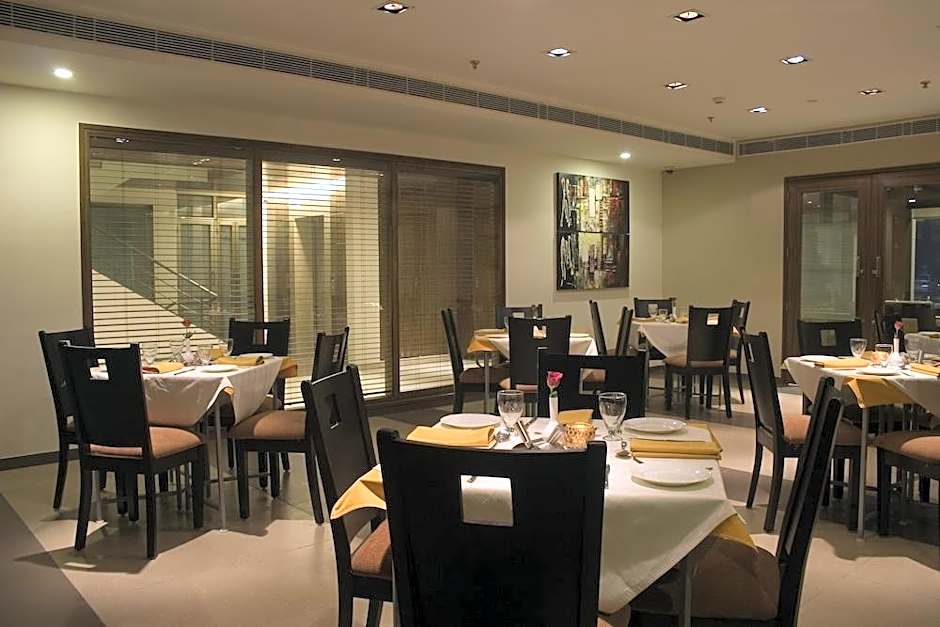 Shervani Hotel Nehru Place