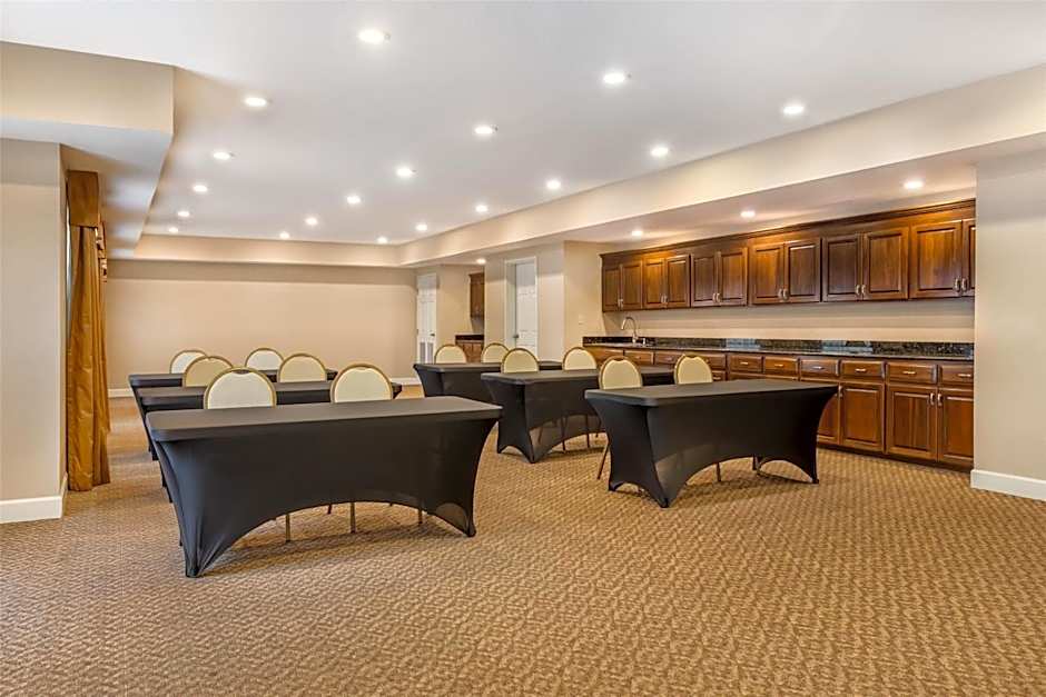 Best Western Plus Valdosta Hotel & Suites