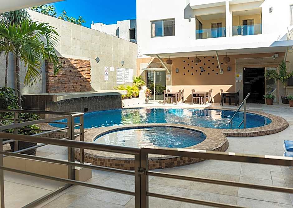 Hotel & Suites Domani