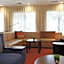 Courtyard by Marriott Salinas Monterey
