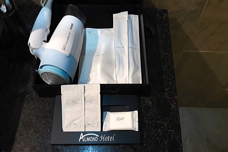 Almond Hotel Busan Station