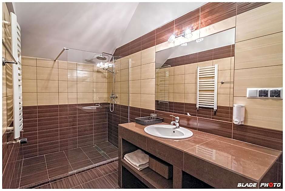 Kompleks Noclegowy Warka