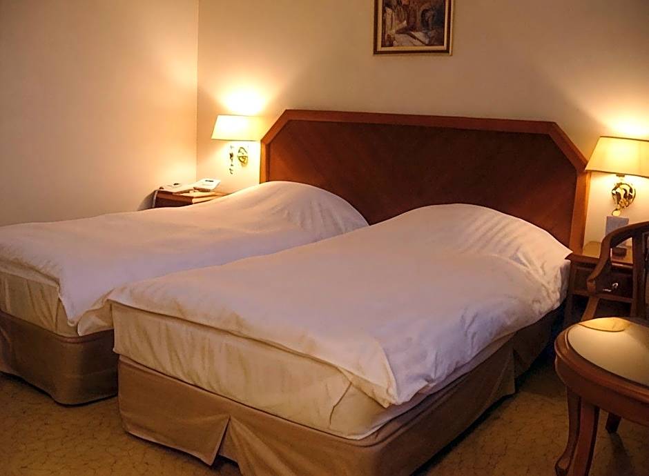 Onyang Hot Spring Hotel
