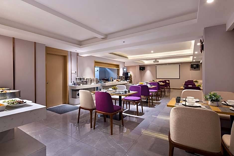 Lavande Hotels· Jingmen Xingqiu Shijiecheng