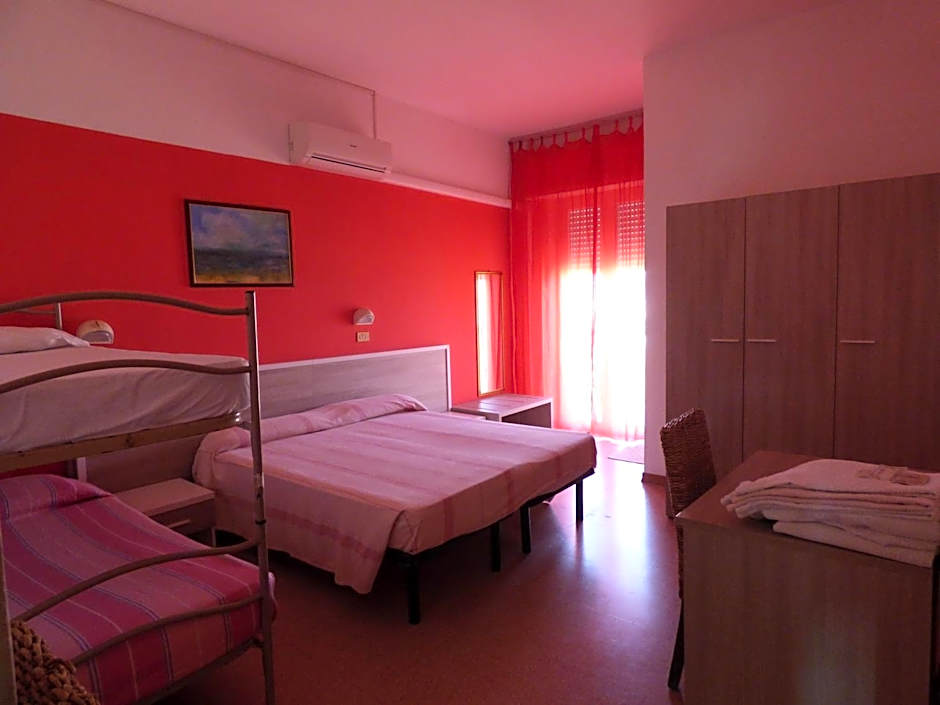 Consul Hotel