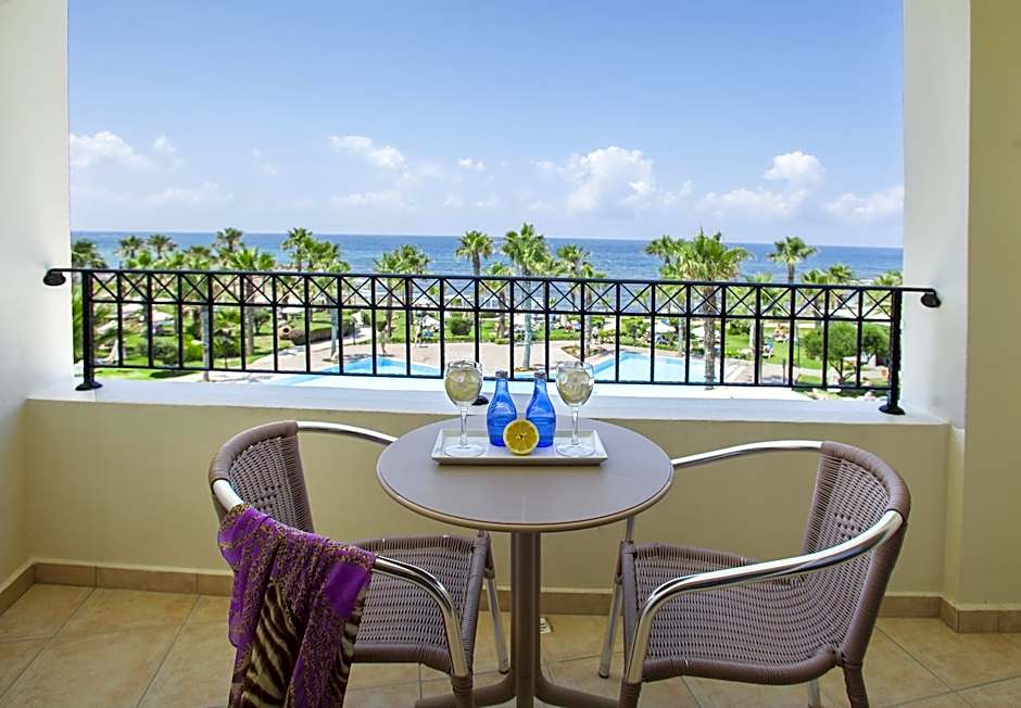 Aquamare Beach Hotel & Spa