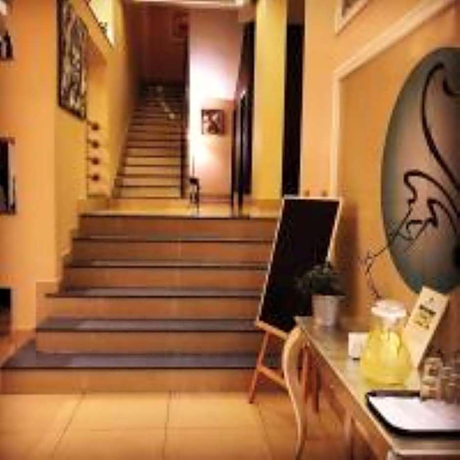 Home Suites Boutique Hotel Freetown