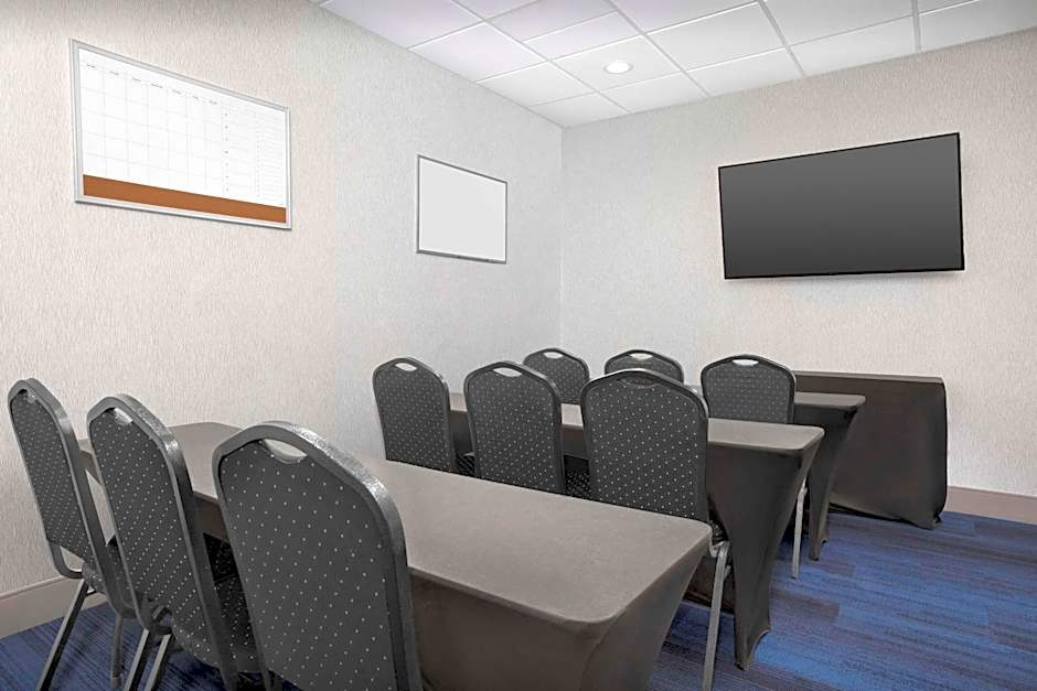 Home2 Suites By Hilton Clarksville/Ft. Campbell