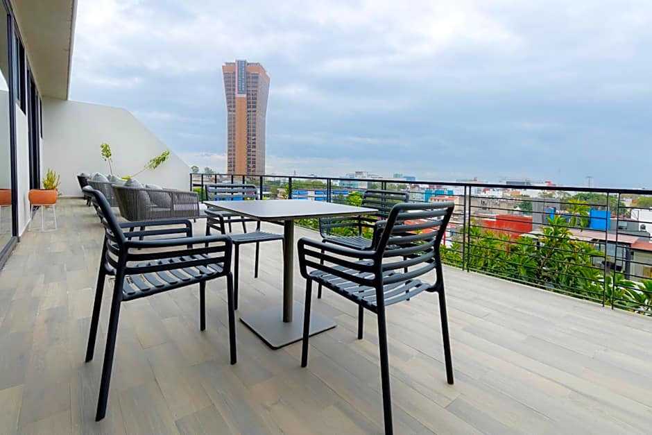 Capitalia Downtown Del Valle