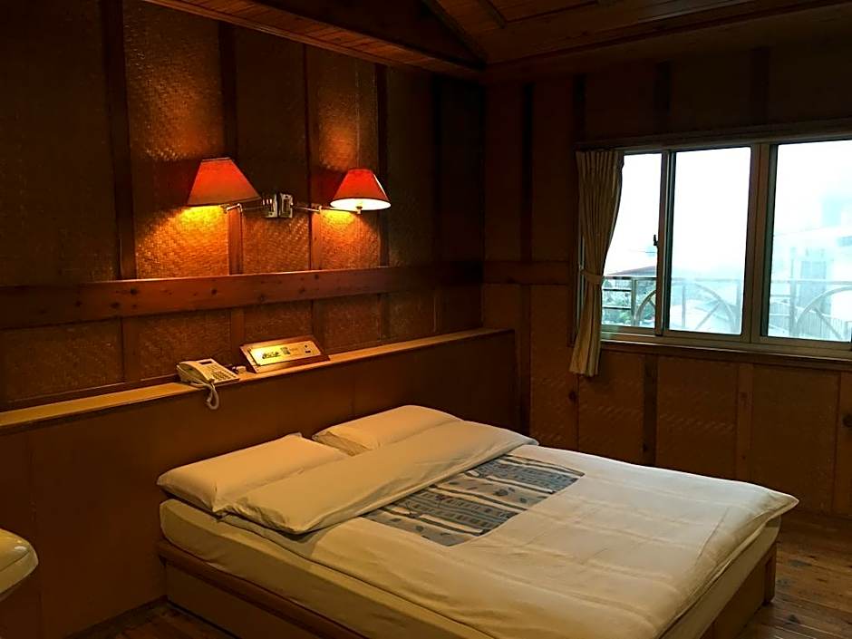 Fenchihu Hotel