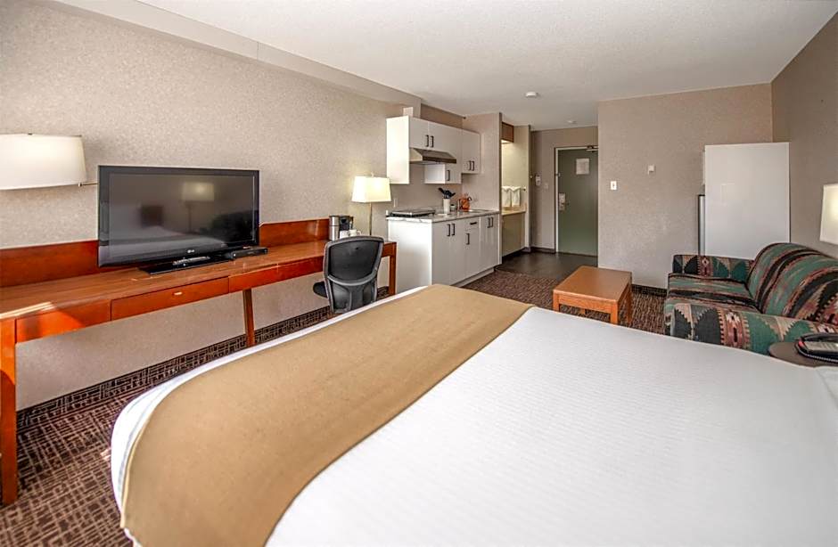 Coast Fort St John Hotel