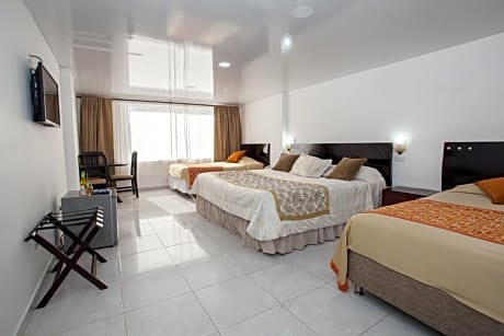 CUADRUPLE VISTA AL MAR