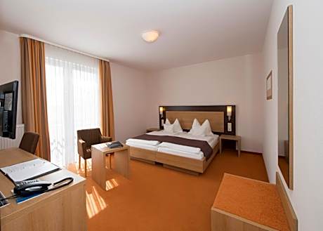 Double Room with Private Bathroom