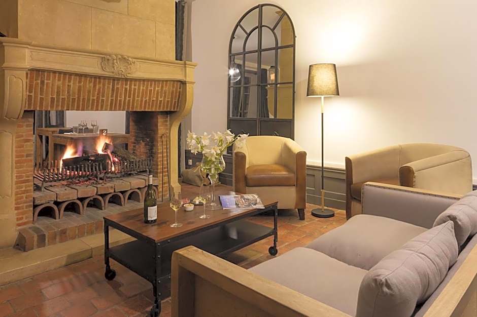 Logis Hôtel et Spa le Savigny