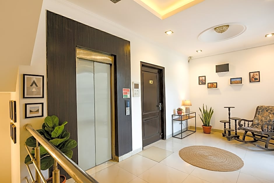Fabexpress The Grand Inn – Gurgaon, NY