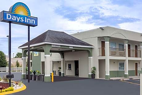 Days Inn by Wyndham Goose Creek