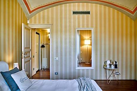 King Room with Balcony