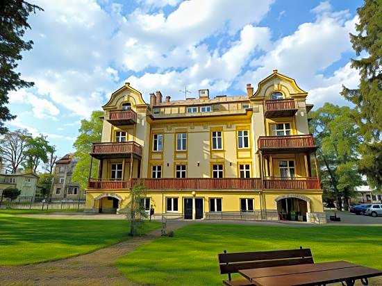 Hotel Bella