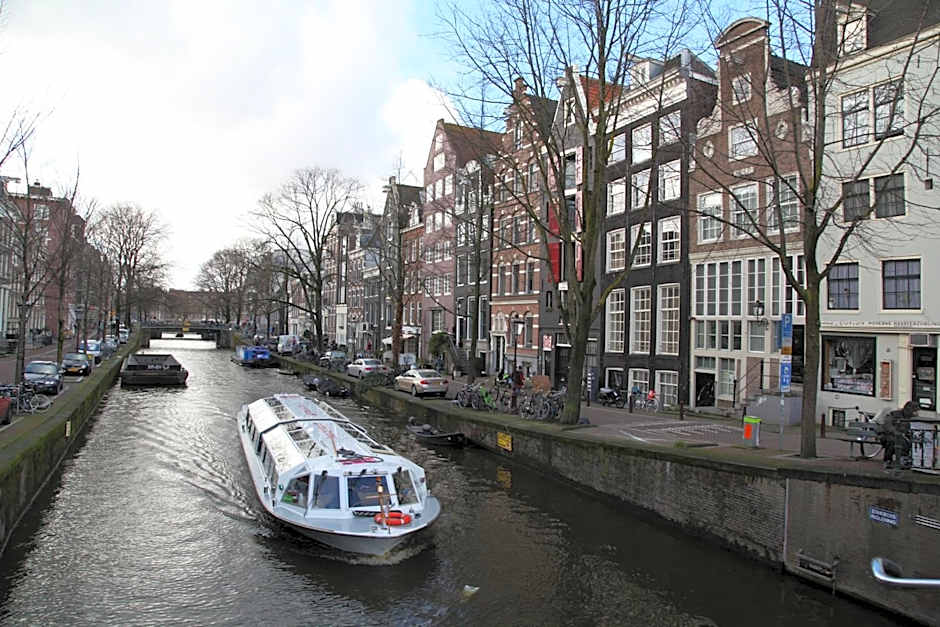 Amsterdam Downtown Hotel Canal View