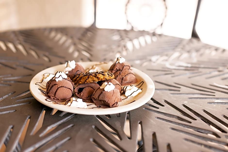 DoubleTree Suites by Hilton Tucson-Williams Center