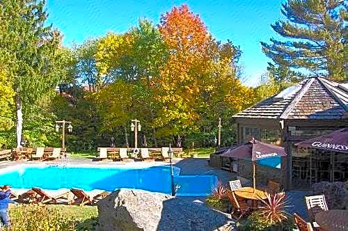 Summit Lodge