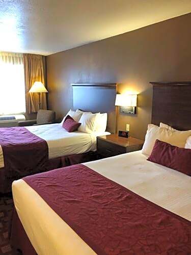 2 Queen Beds, Accessible — 1 fotoğraftan 1. fotoğraf