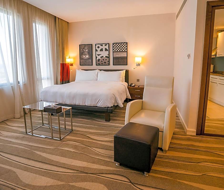 Staybridge Suites Yas Island Abu Dhabi By IHG