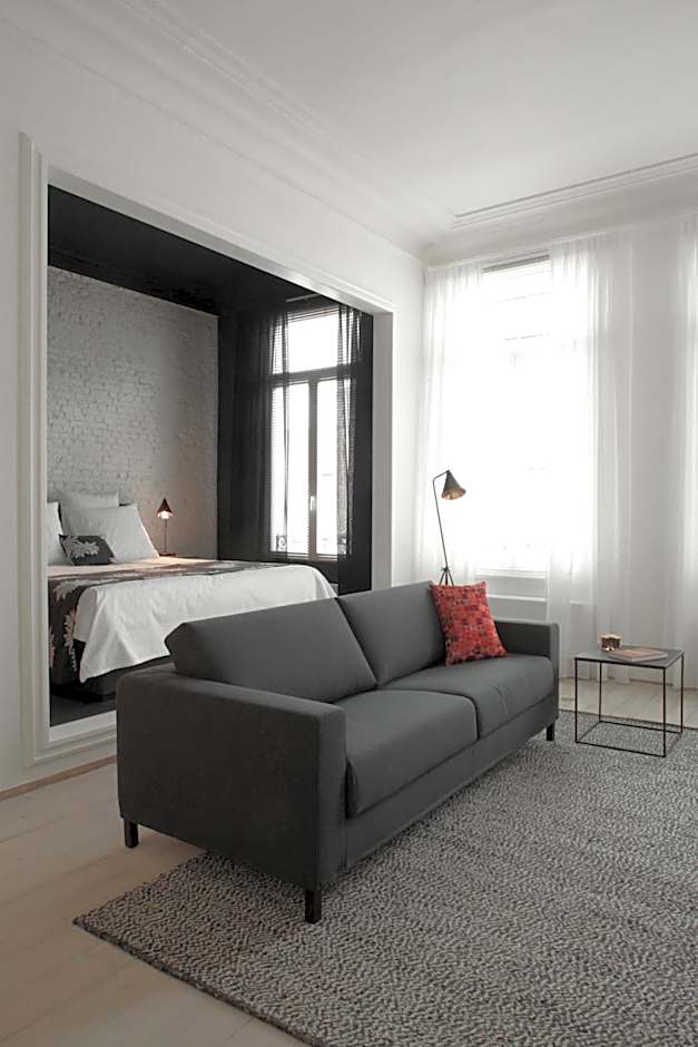 Maison Nationale City Flats & Suites