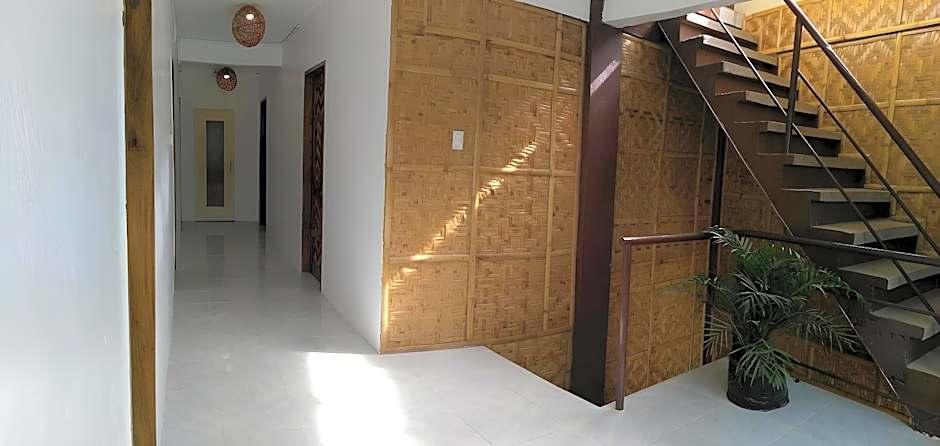 Zenith Inn & Resto Bar