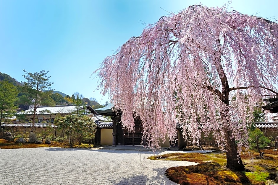 Sotetsu Fresa Inn Kyoto-Shijokarasuma