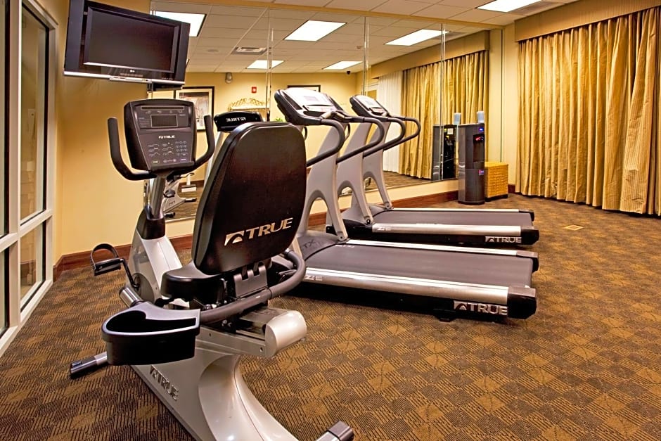 Holiday Inn Express & Suites Columbus at Northlake, an IHG Hotel