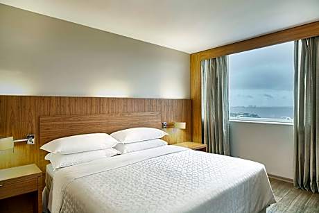 SUITE CLUB, Club level, 1 Bedroom Larger Suite, 1 King, Ocean view, High floor
