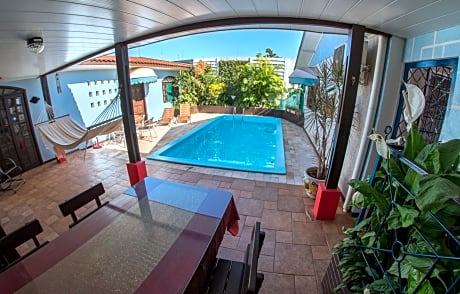 Villa Valencia
