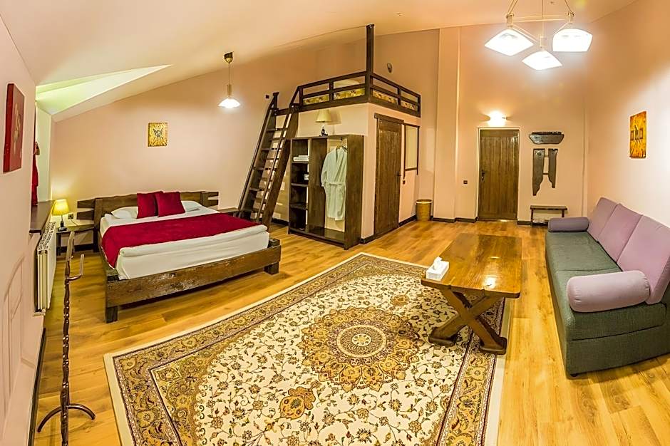 Saraishyq Hotel