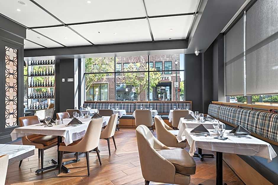 Hotel Indigo Baton Rouge Downtown By IHG