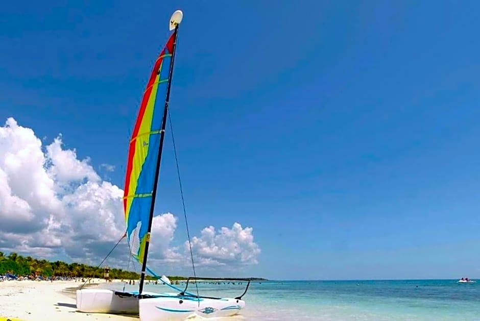 Family Selection at Grand Palladium Kantenah Resort & Spa- All Inclusive