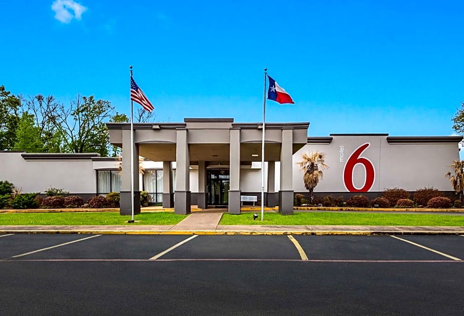 Motel 6 Henderson, Tx