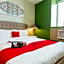 RedDoorz Plus at Kamuning Quezon City