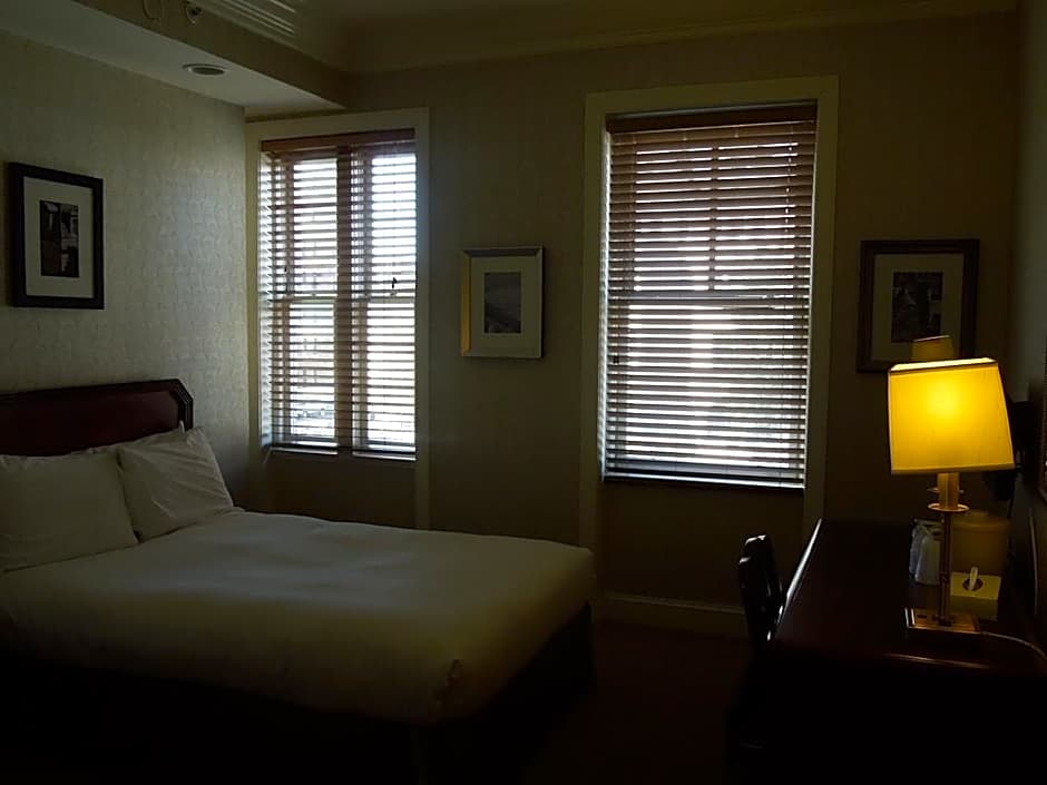 The Embassy Inn