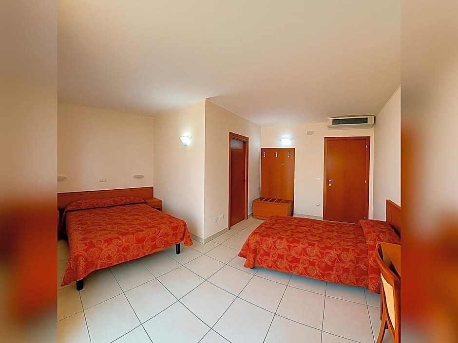 La Solaria Hotel