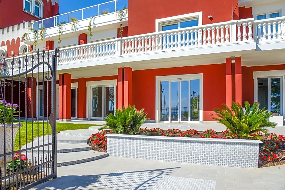 Villaggio Turistico Villa Garuti