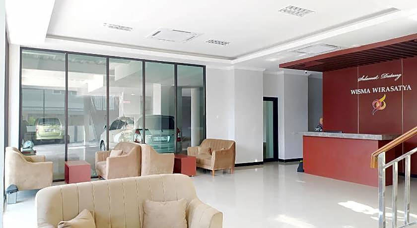 Urbanview Wisma Wirasatya Akpol Semarang by RedDoorz