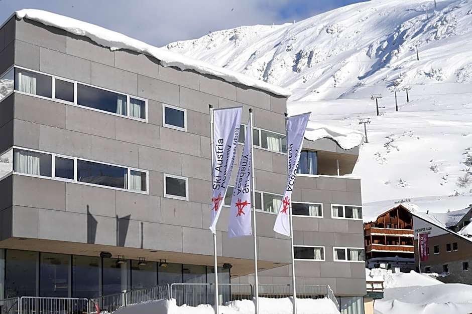 Hotel Ski Austria St.Christoph a.A.