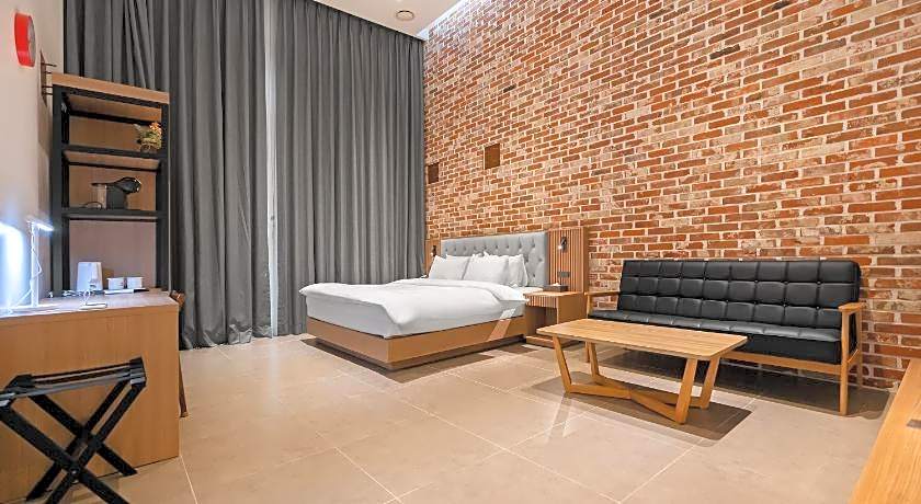 Schweizer Dorf Hotel