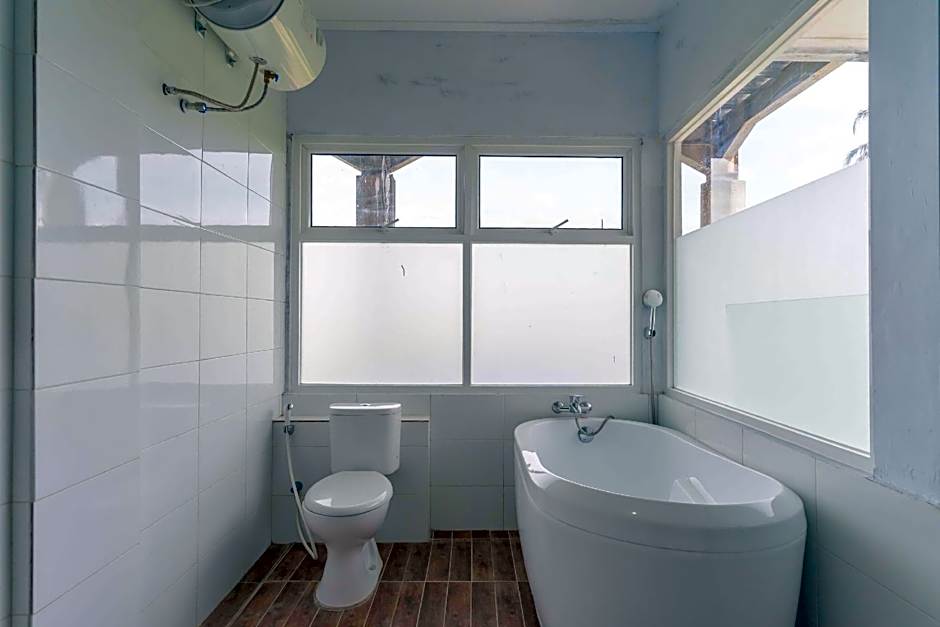 RedDoorz Plus @ Vantas Hotel Parbaba