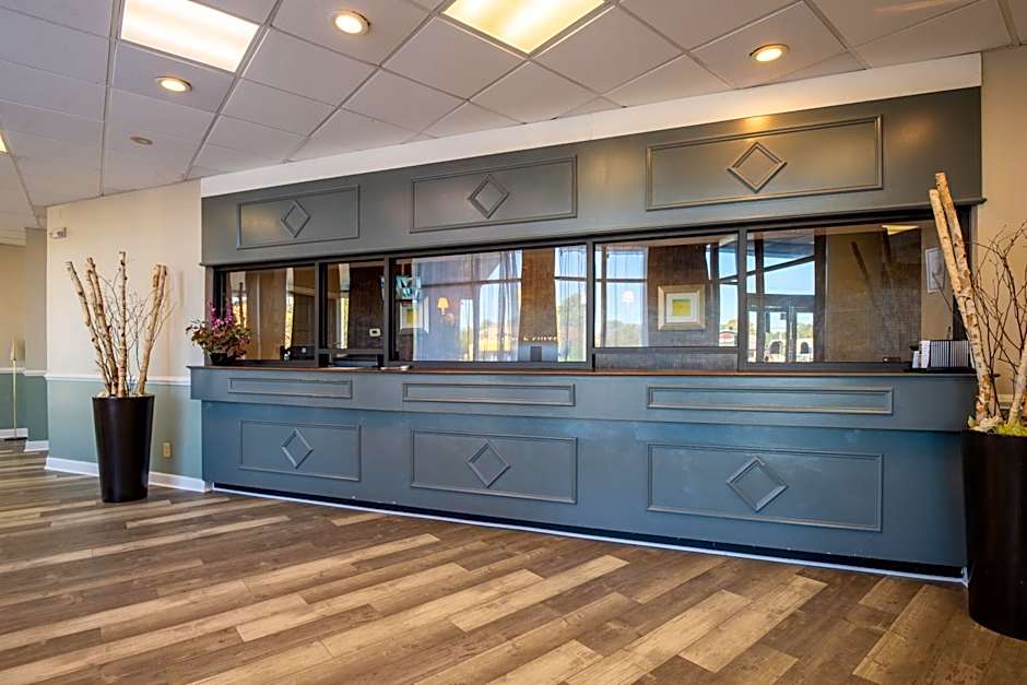 Dominion Inn and Suites