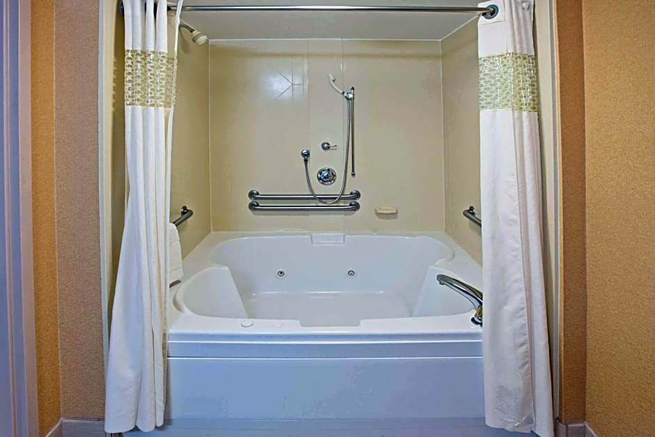 Hampton Inn By Hilton Marietta
